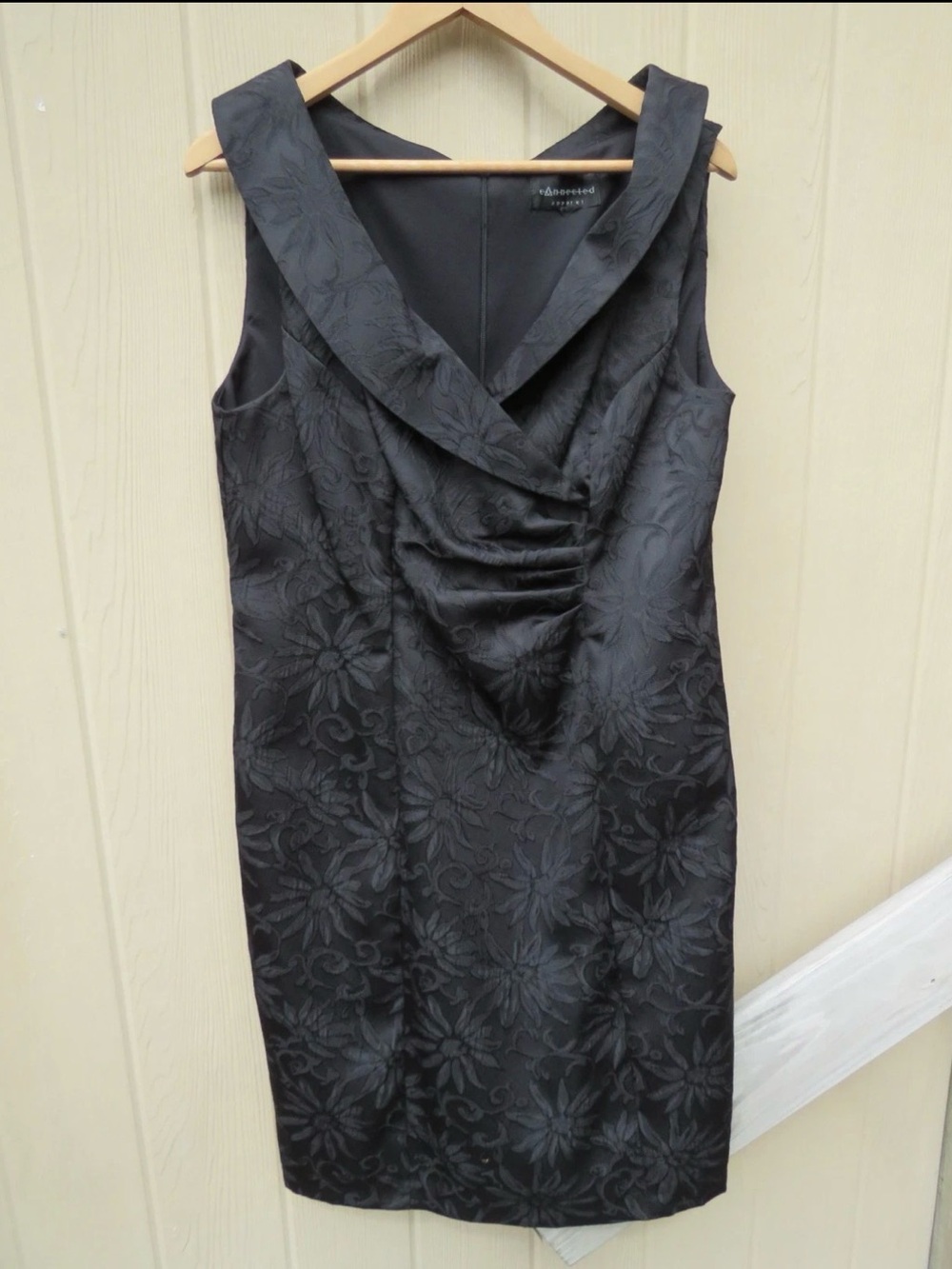 Sleeveless Black Floral Jacquard Sheath Dress Large 12/14